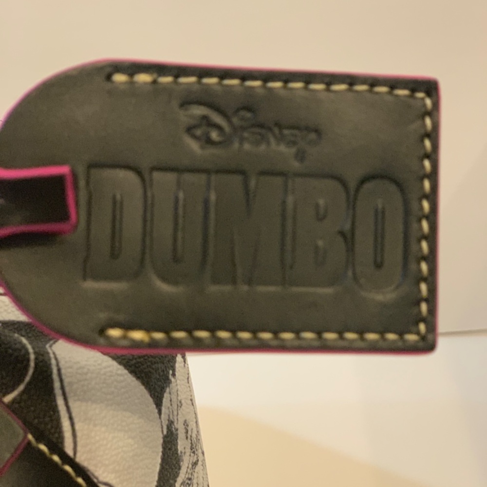 Disney Dooney & Bourke Limited Edition Dumbo Drawstring Purse - Picture 2 of 4